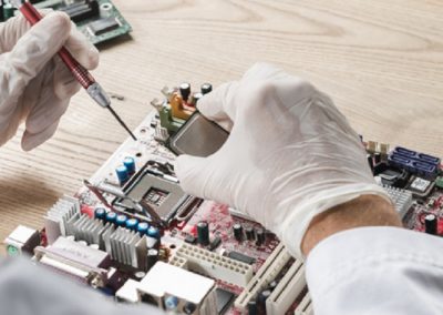 Mantenimiento y Reparación PC